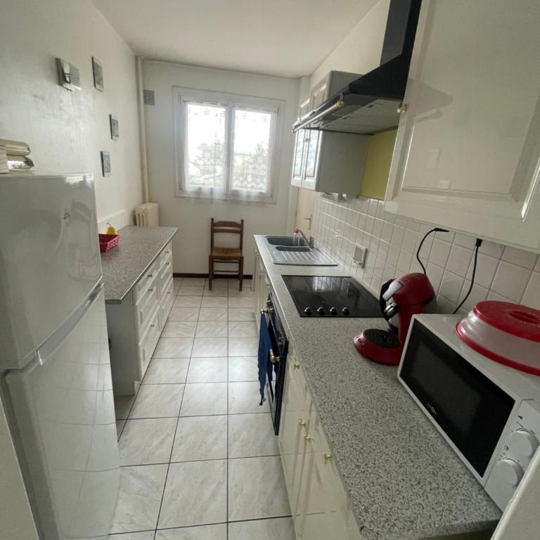 Appartement à 2km du circuit, proche tram, accès direct du circuit en tram en 5 mn - Apartment mit 2 Schlafzimmern - 9