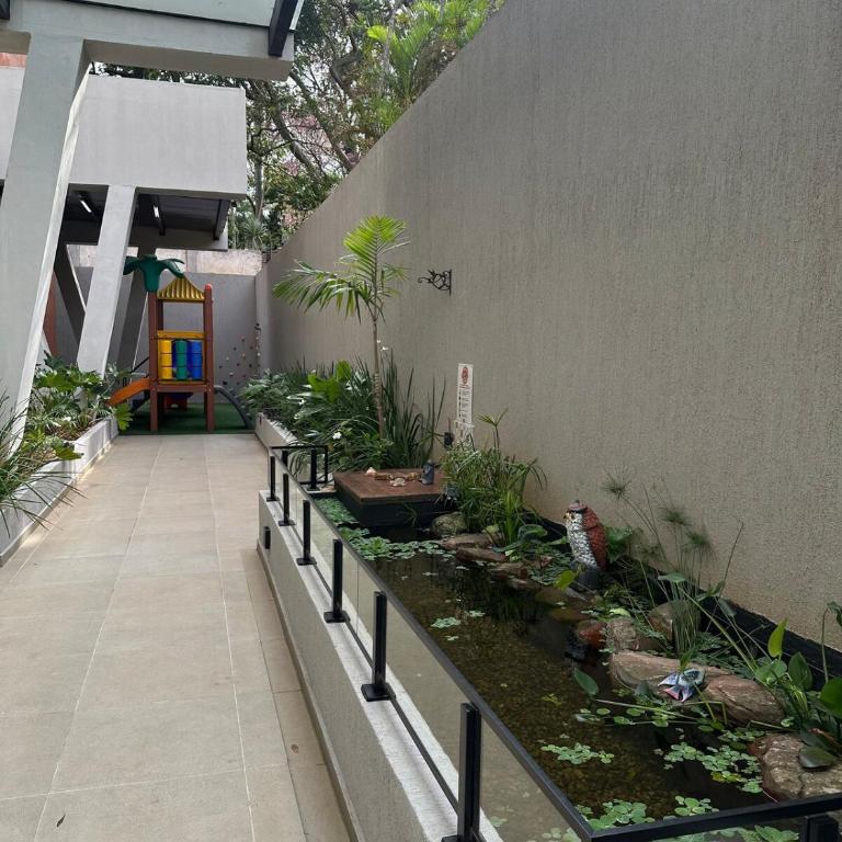 Modern apartment in Las Mercedes l Parking and Pool - One-Bedroom Apartment - 5