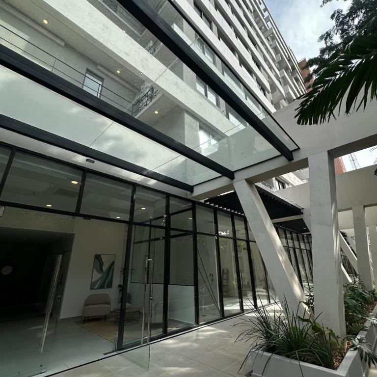Modern apartment in Las Mercedes l Parking and Pool - One-Bedroom Apartment - 6