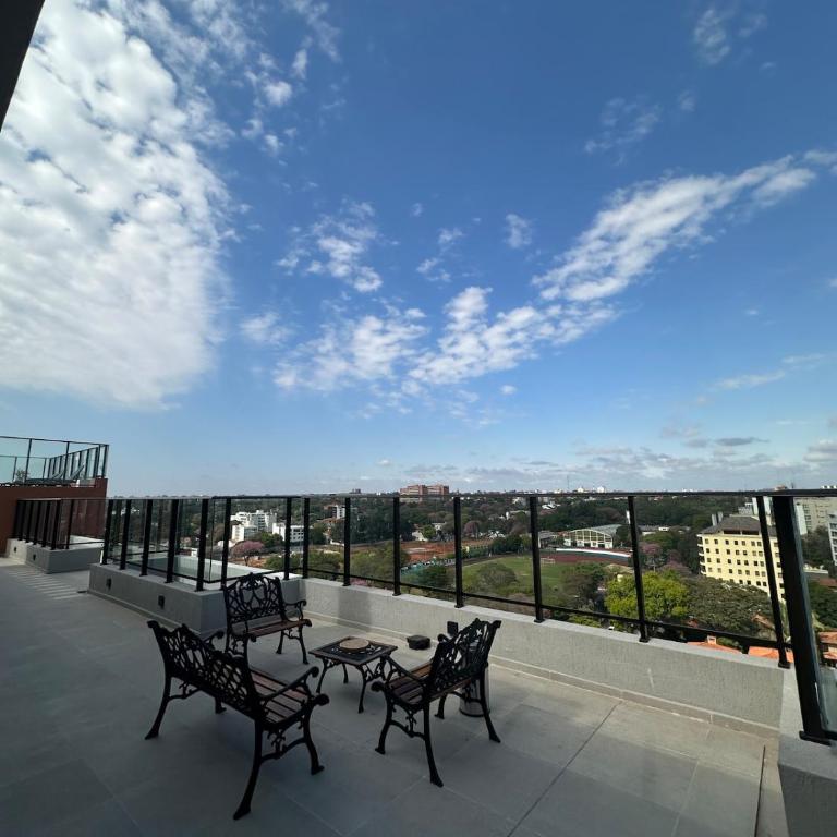 Modern apartment in Las Mercedes l Parking and Pool - One-Bedroom Apartment - 13