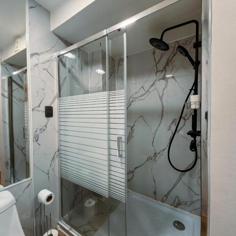 Vitacura Apart Hotel - Habitaciones Privadas en Establecimiento Compartido - Habitación Individual - 1
