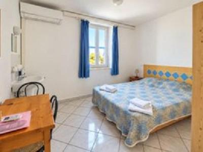 Le Cocardier - Chambre Double avec Salle de Bains Commune - 5