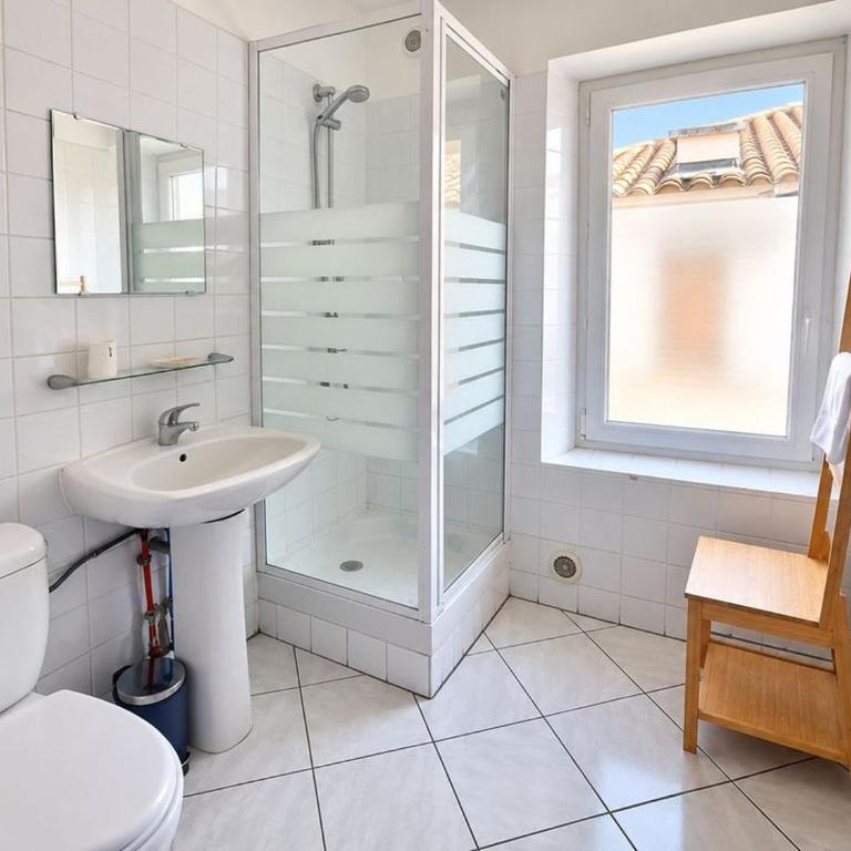 Le Cocardier - Chambre Double avec Salle de Bains Commune - 2