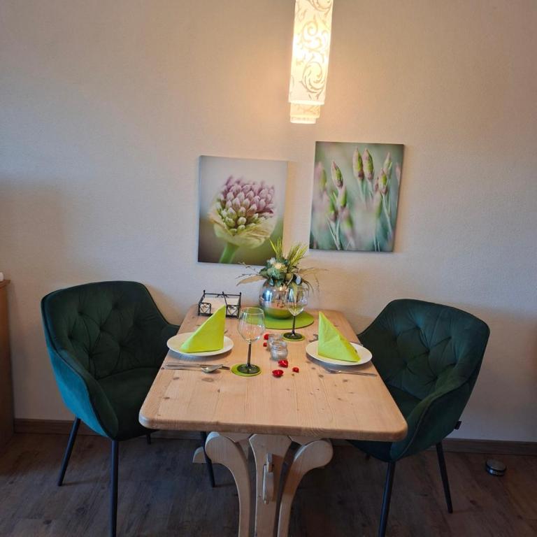 Landhaus Montana - Apartment mit 1 Schlafzimmer und Balkon - 8