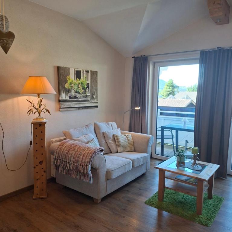 Landhaus Montana - Apartment mit 1 Schlafzimmer und Balkon - 12
