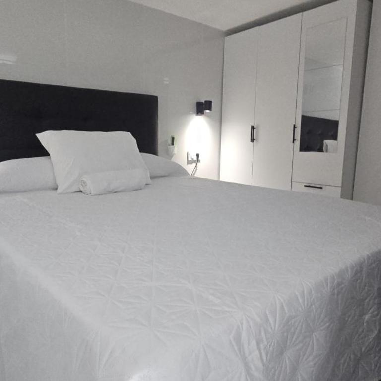 AptsTourist Luxury 6 - Appartement 2 Chambres - 5
