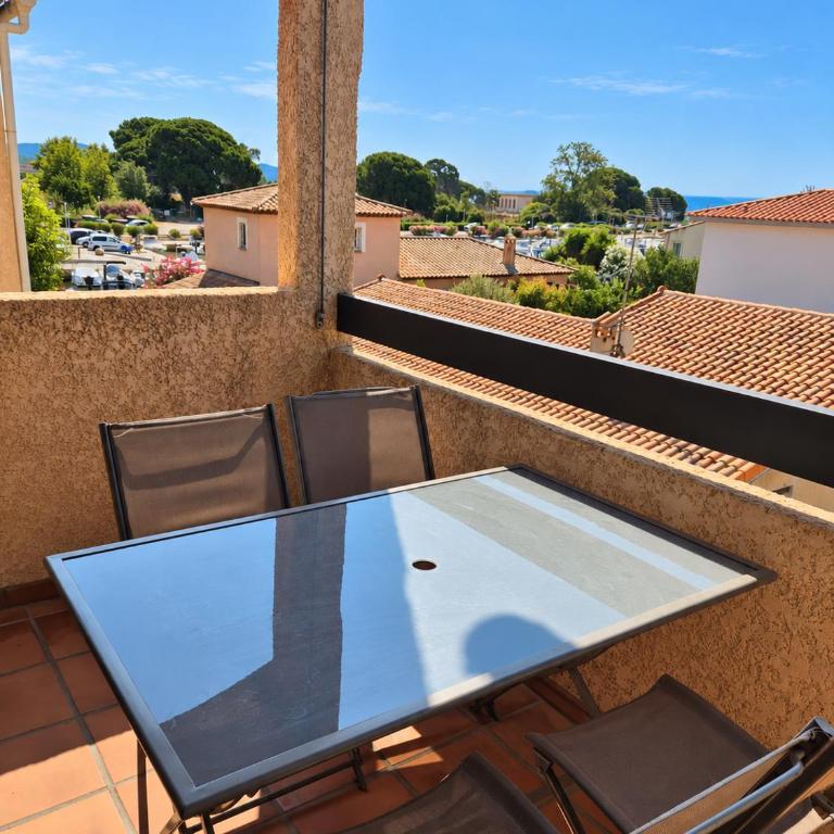 Studio Mezzanine vue port et mer - Studio - Vue sur Mer - 25