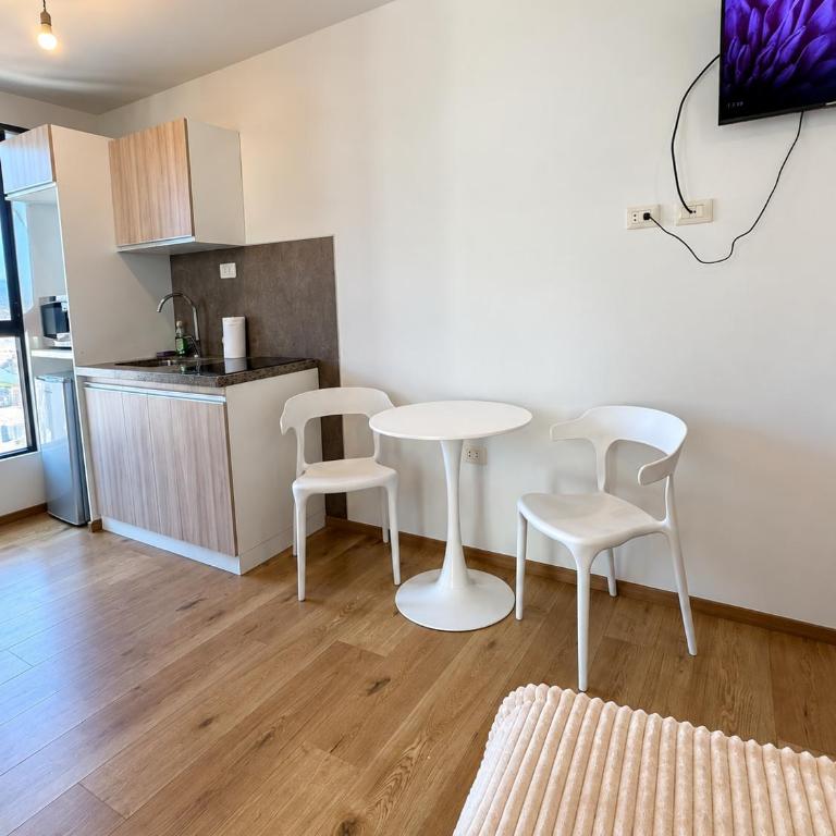 Urban Nest Bolivia 7-10 AVE PARAISO - One-Bedroom Apartment - 4