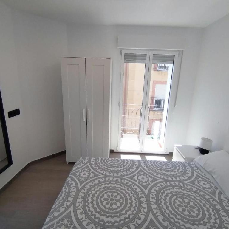 Piso familiar - Apartment mit 4 Schlafzimmern und einem Balkon - 6