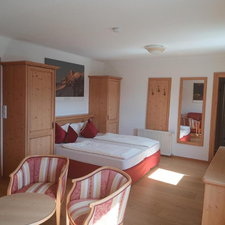 Der Klausnerhof Mittersill - Familienzimmer mit Bergblick - 1