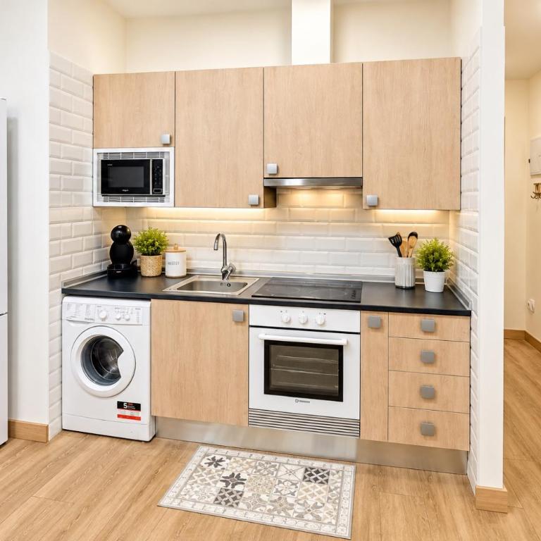 EL RINCÓN DEL MARQUÉS ÁTICO con aire acondicionado junto a Laurel - One-Bedroom Apartment - 11