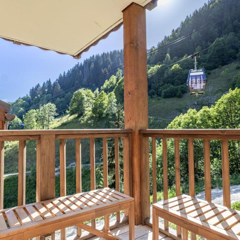Sapins - Appartement 4 à 6 personnes au pied des pistes - Appartement avec Balcon - 10