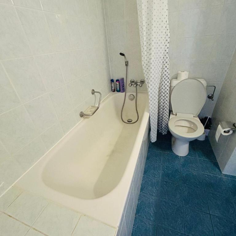Living room, apartment, bedroom, excellent access - Appartement 2 Chambres - 12
