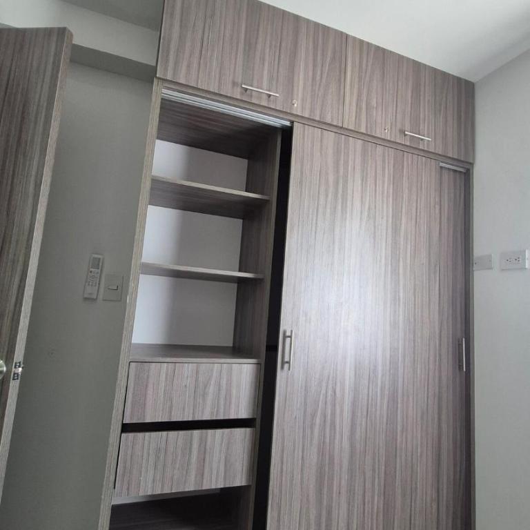 Apartamento entero cerca a la playa, aire acondicionado, wifi - Three-Bedroom Apartment - 6