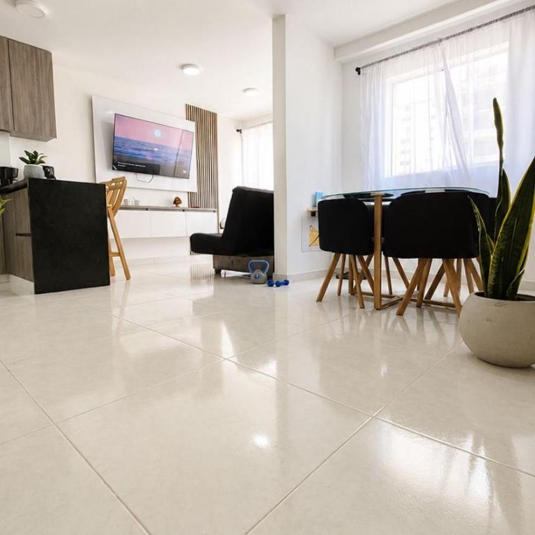 Apartamento entero cerca a la playa, aire acondicionado, wifi - Three-Bedroom Apartment - 13