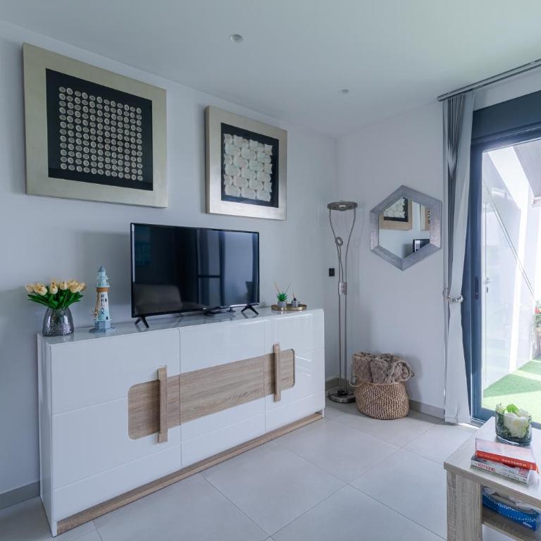 Luxury Penthouse with private Rooftop Terrace, Pool, Punta Prima, Torrevieja - Appartement 2 Chambres - 9