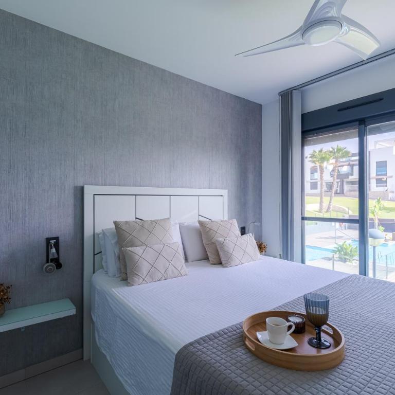 Luxury Penthouse with private Rooftop Terrace, Pool, Punta Prima, Torrevieja - Appartement 2 Chambres - 16