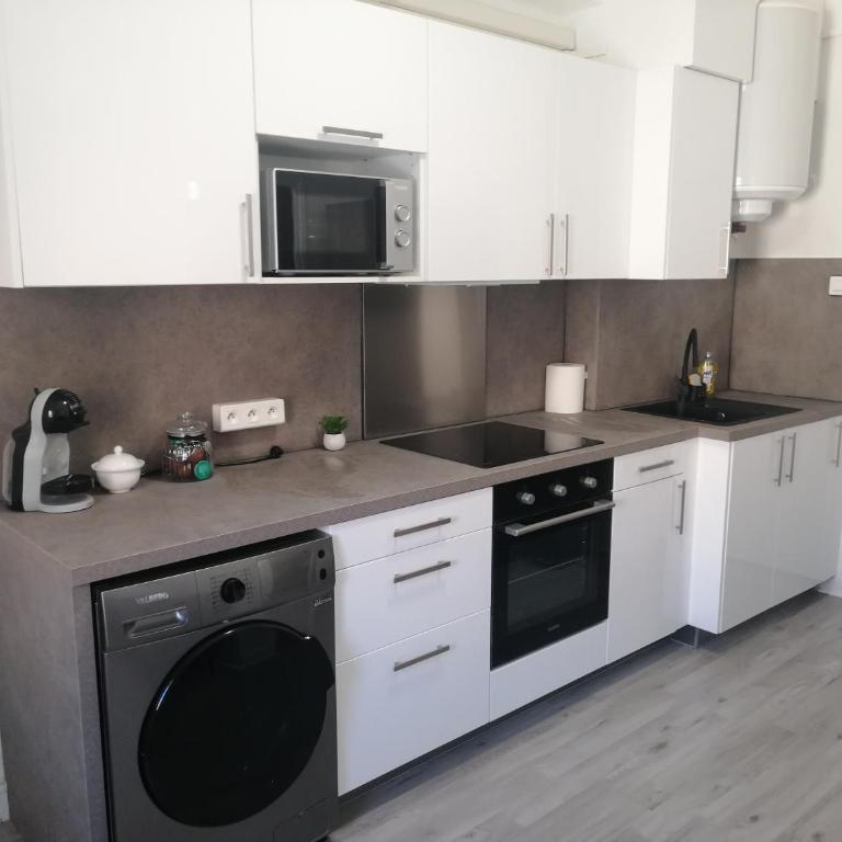 Beau T2 tout équipé sur le port, centre ville - Appartement 1 Chambre - 9