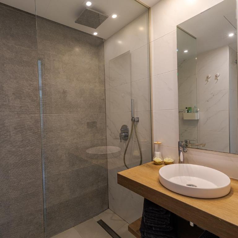 Luxury Penthouse with private Rooftop Terrace, Pool, Punta Prima, Torrevieja - Appartement 2 Chambres - 22