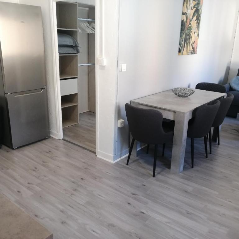 Beau T2 tout équipé sur le port, centre ville - Appartement 1 Chambre - 2
