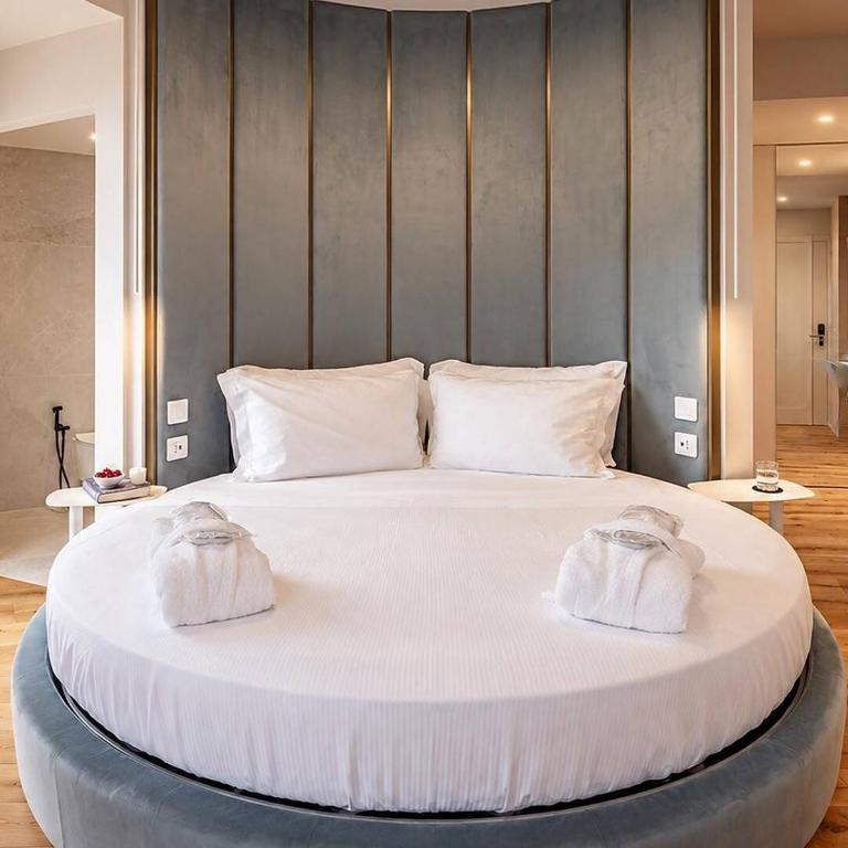 Octantis - Junior Suite with Balcony - 8