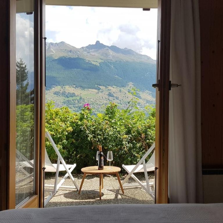 Chalet de charme et grand confort avec jacuzzi, sauna et vues exceptionnelles - Chalet - 36