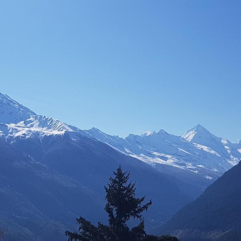 Chalet de charme et grand confort avec jacuzzi, sauna et vues exceptionnelles - Chalet - 43