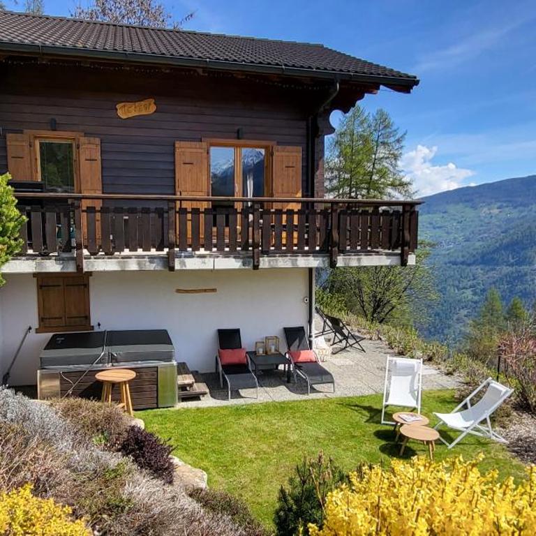 Chalet de charme et grand confort avec jacuzzi, sauna et vues exceptionnelles - Chalet - 51