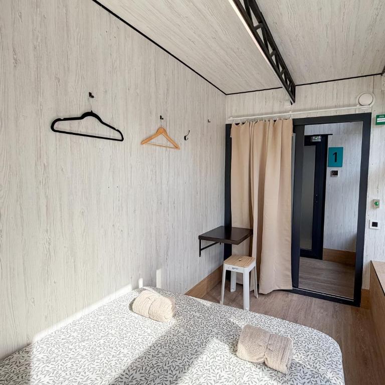 Almorada Cabins - Doppelzimmer mit Gemeinschaftsbad - 4