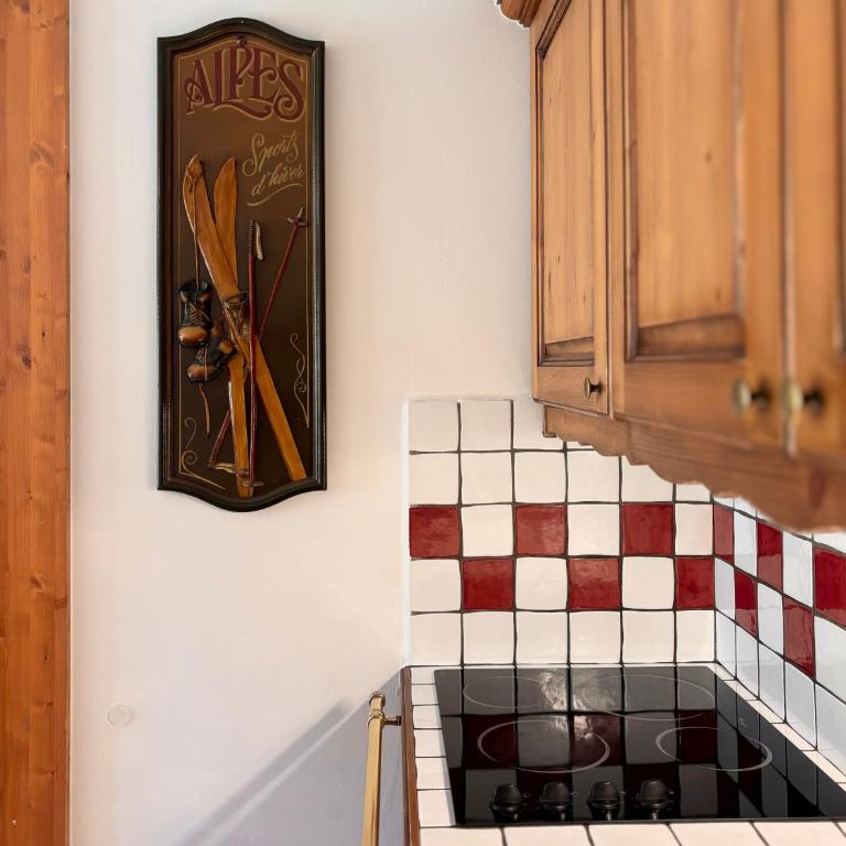 Ski-In Ski-Out - Mon Petit Chalet - Sunny Balcony - Les 3 Vallées - One-Bedroom Apartment - 25