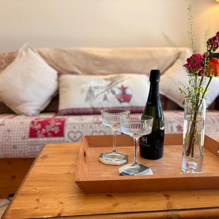 Ski-In Ski-Out - Mon Petit Chalet - Sunny Balcony - Les 3 Vallées - One-Bedroom Apartment - 31