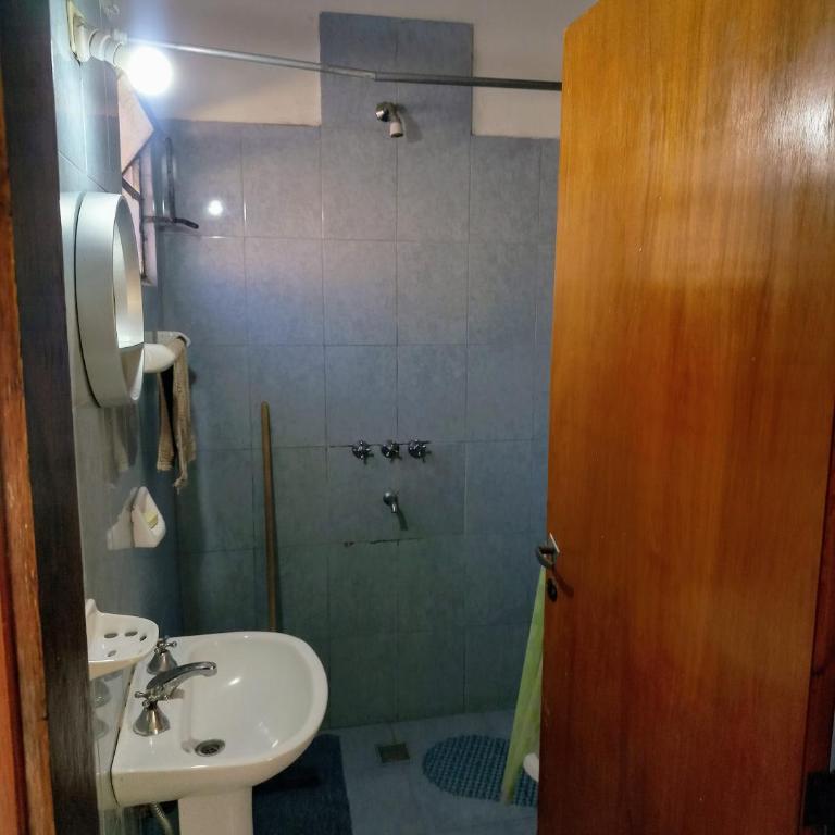 Urquiza61 - Three-Bedroom House - 5
