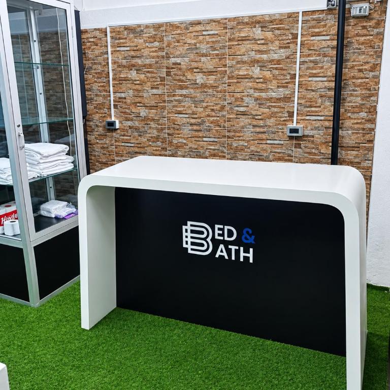Bed & Bath Hotel Cápsula Quito Ec - capsula privada doble - 5