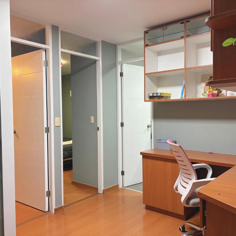 Amplio depa familiar en Surco con 3 dormitorios y cochera - Apartamento Deluxe - 21