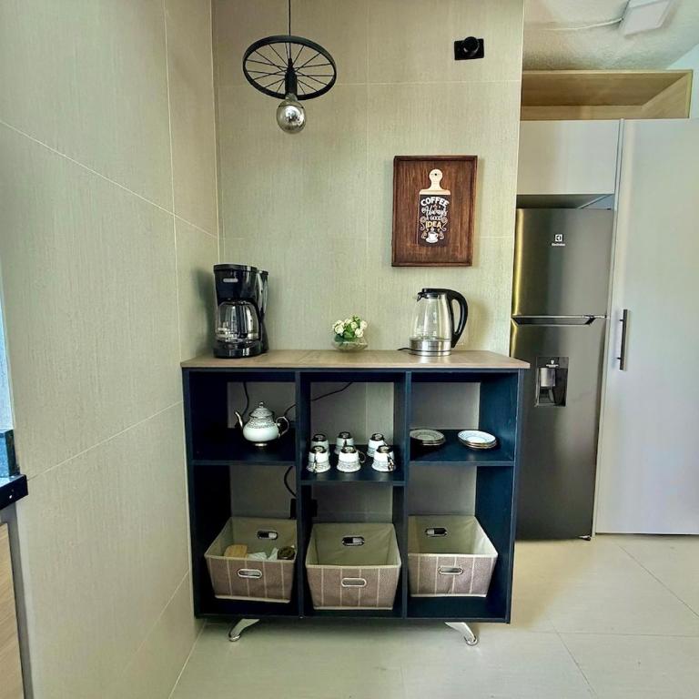 Bright 3bedroom apartment near Quicentro - Three-Bedroom Apartment - 4