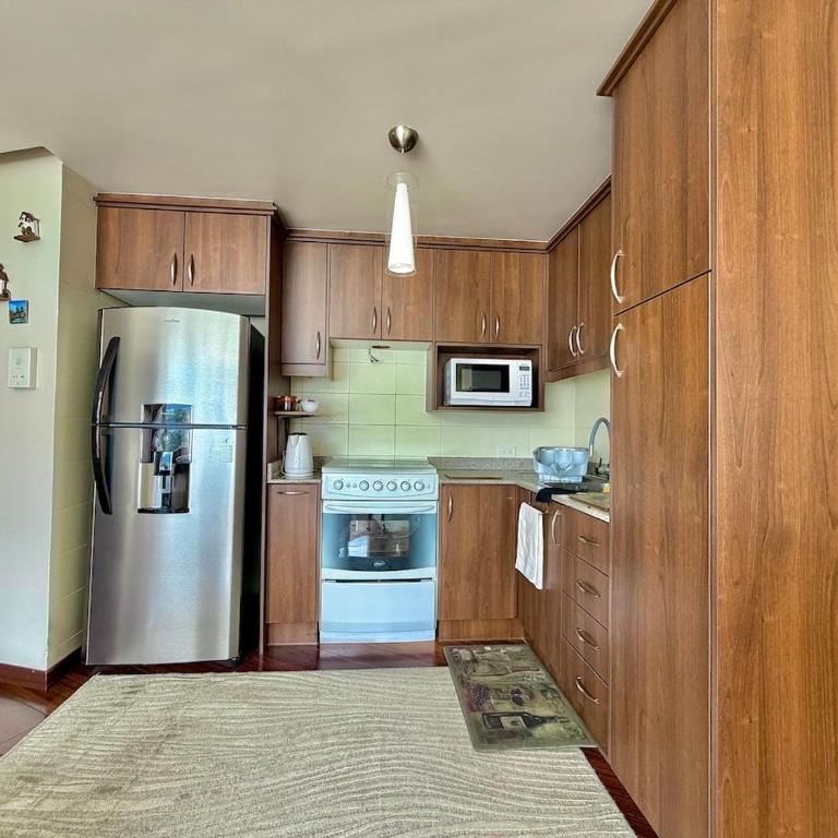 Spacious, centrally located, and quiet One bedroom - One-Bedroom Apartment - 1