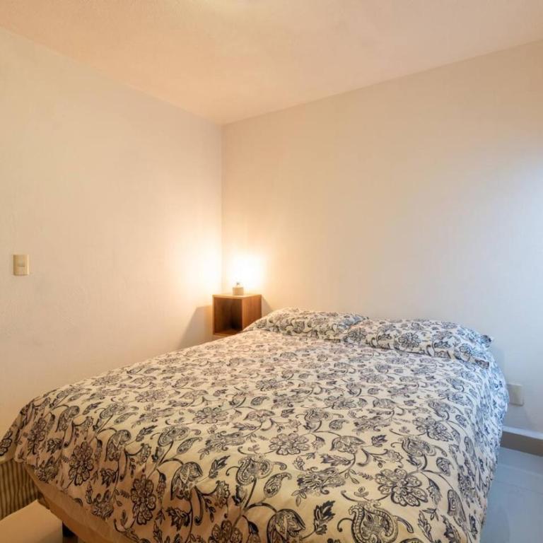 Alberto's Home, steps from the Revolution Monument CDMX - Apartment - 17