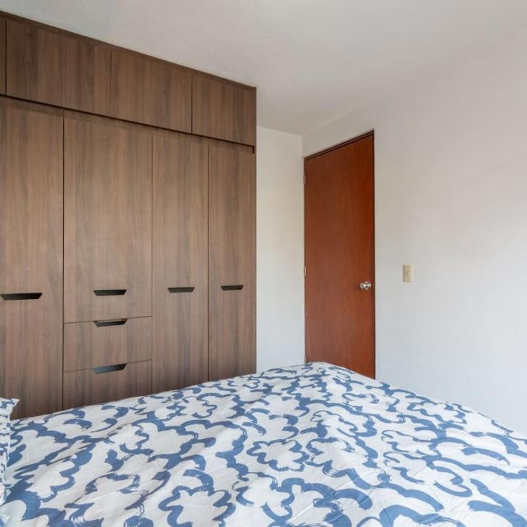 Alberto's Home, steps from the Revolution Monument CDMX - Apartment - 18