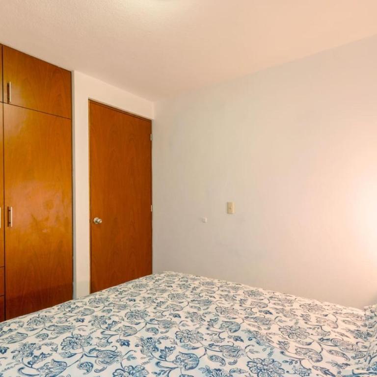 Alberto's Home, steps from the Revolution Monument CDMX - Apartment - 19