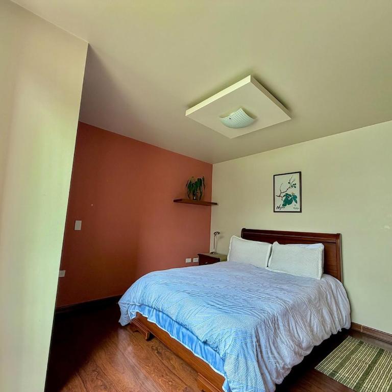 Spacious, centrally located, and quiet One bedroom - One-Bedroom Apartment - 3