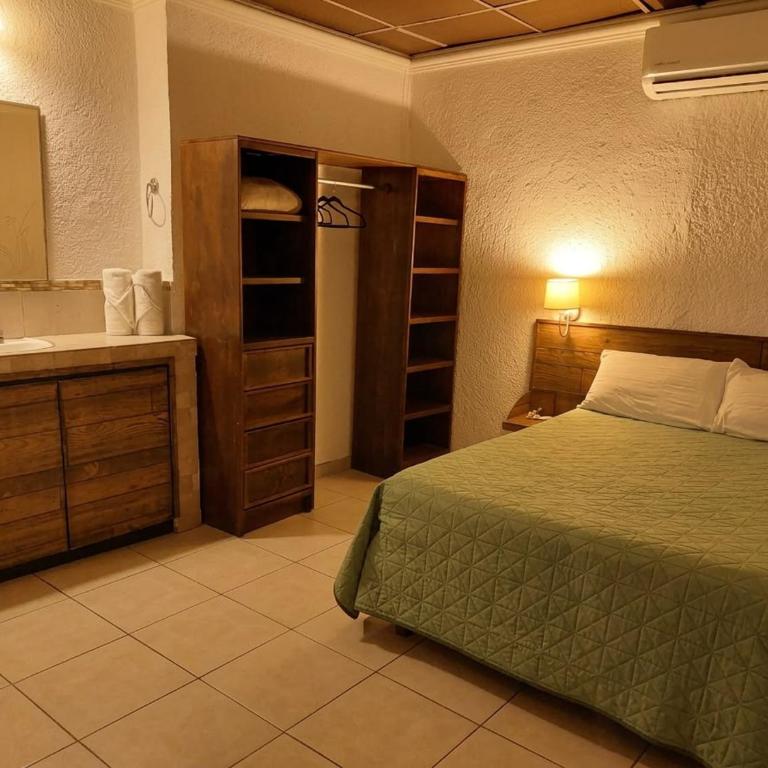 Hotel Miramar - La Paz - Habitación Doble - 6
