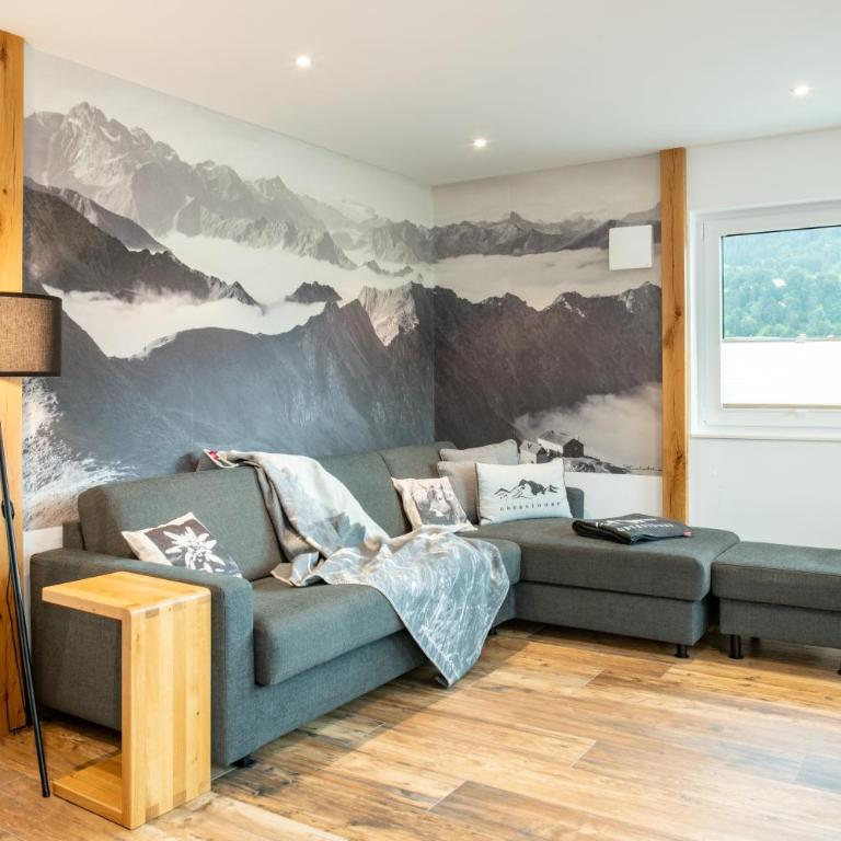 AlpSuites Oberstdorf - Deluxe Suite mit Kingsize-Bett - 13