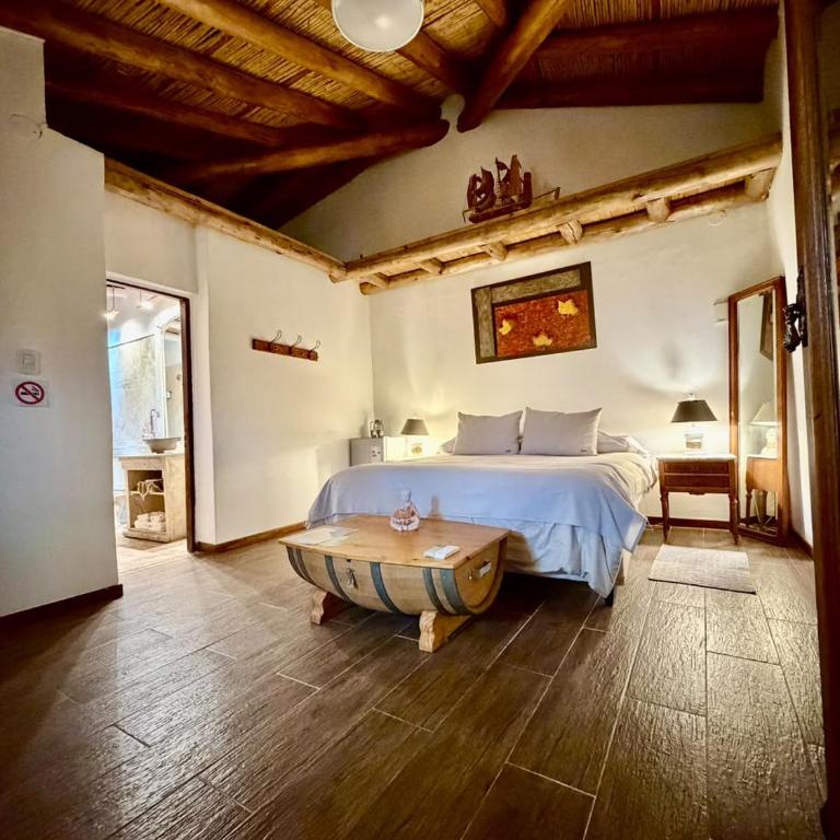 Casa de Coria - Master Room with Garden View - 5
