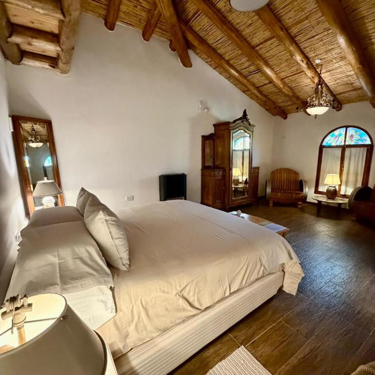 Casa de Coria - Master Room with Garden View - 6