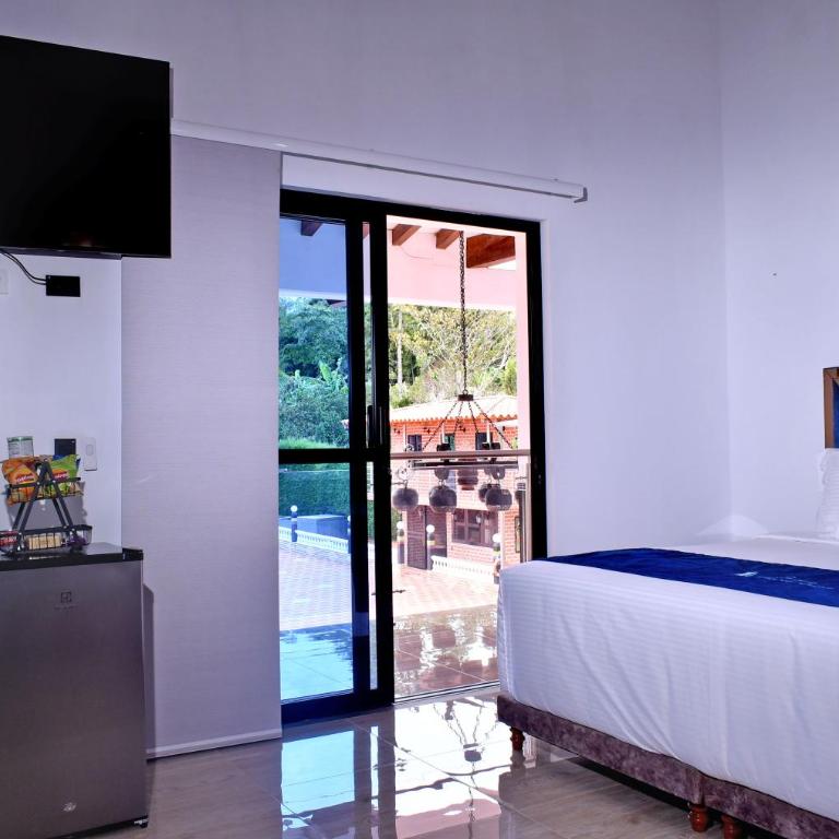 Ecohotel Dubai del Oriente - Comfort Quadruple Room - 5