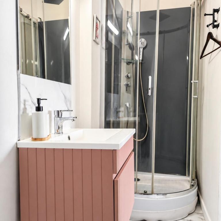 S2 Studio charmant et cosy tout équipé à 10 min gare - Apartment mit 1 Schlafzimmer - 4