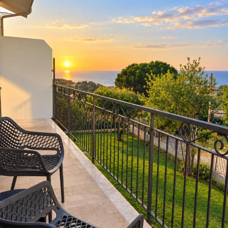 Residenza Baia di Riaci - Camera Deluxe Matrimoniale con Vista Mare - 1