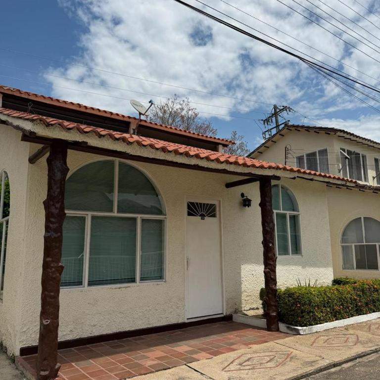 Melgar Apartment Complex with Pool and Parking - Apartamento de 2 dormitorios - 32