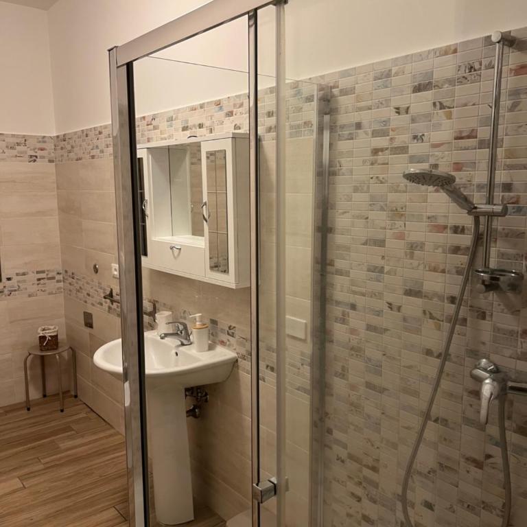 La Sosta - Casa Vacanze con 4 Camere da Letto - 5