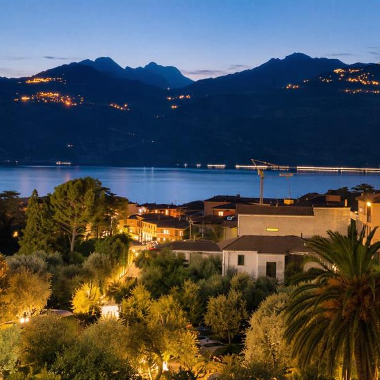 Blue Sky Garda - Sunset - Deluxe Apartment mit Balkon und 2 Schlafzimmern - 12